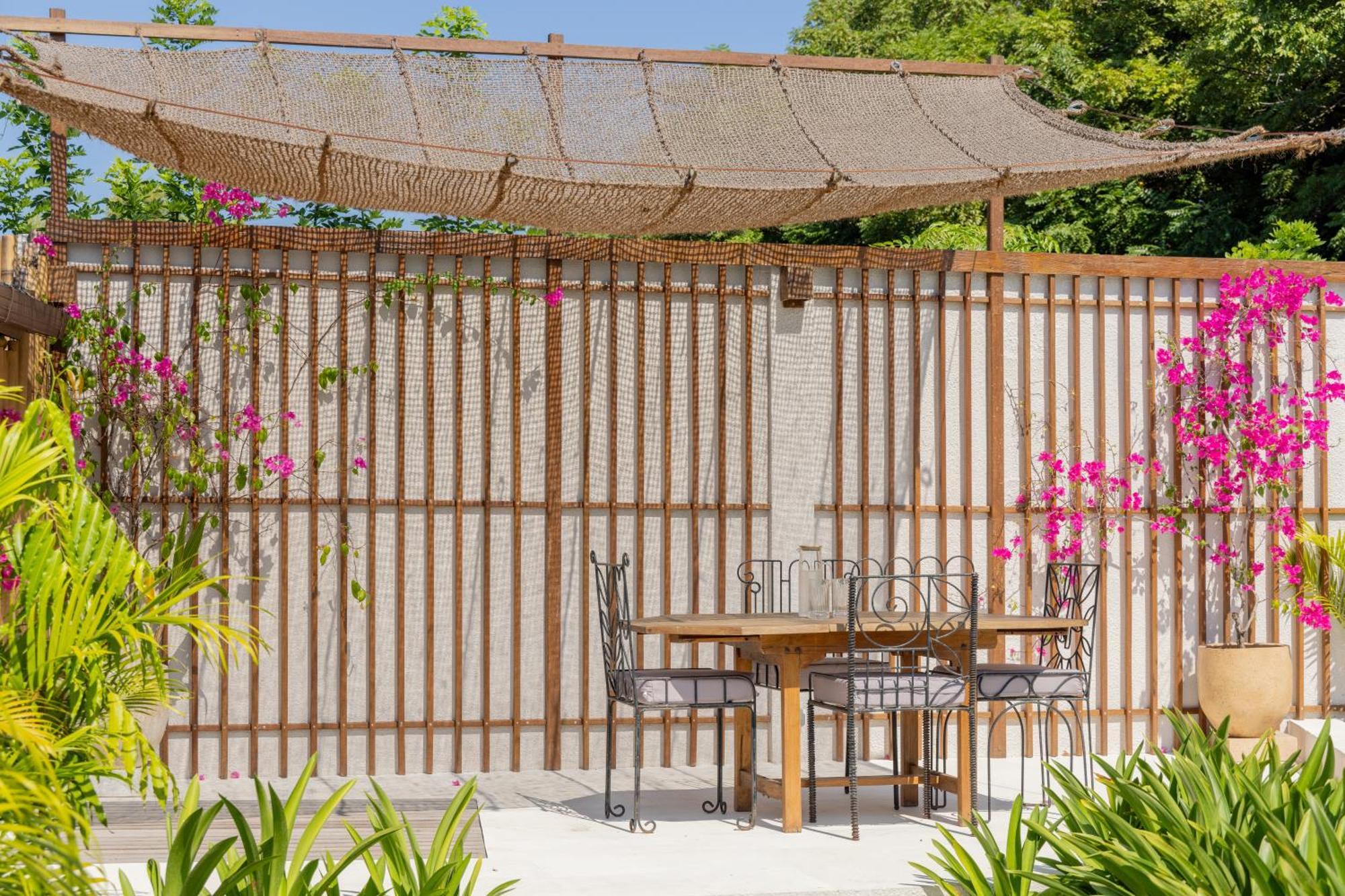 Kalyana Villa ギリ・アイル エクステリア 写真